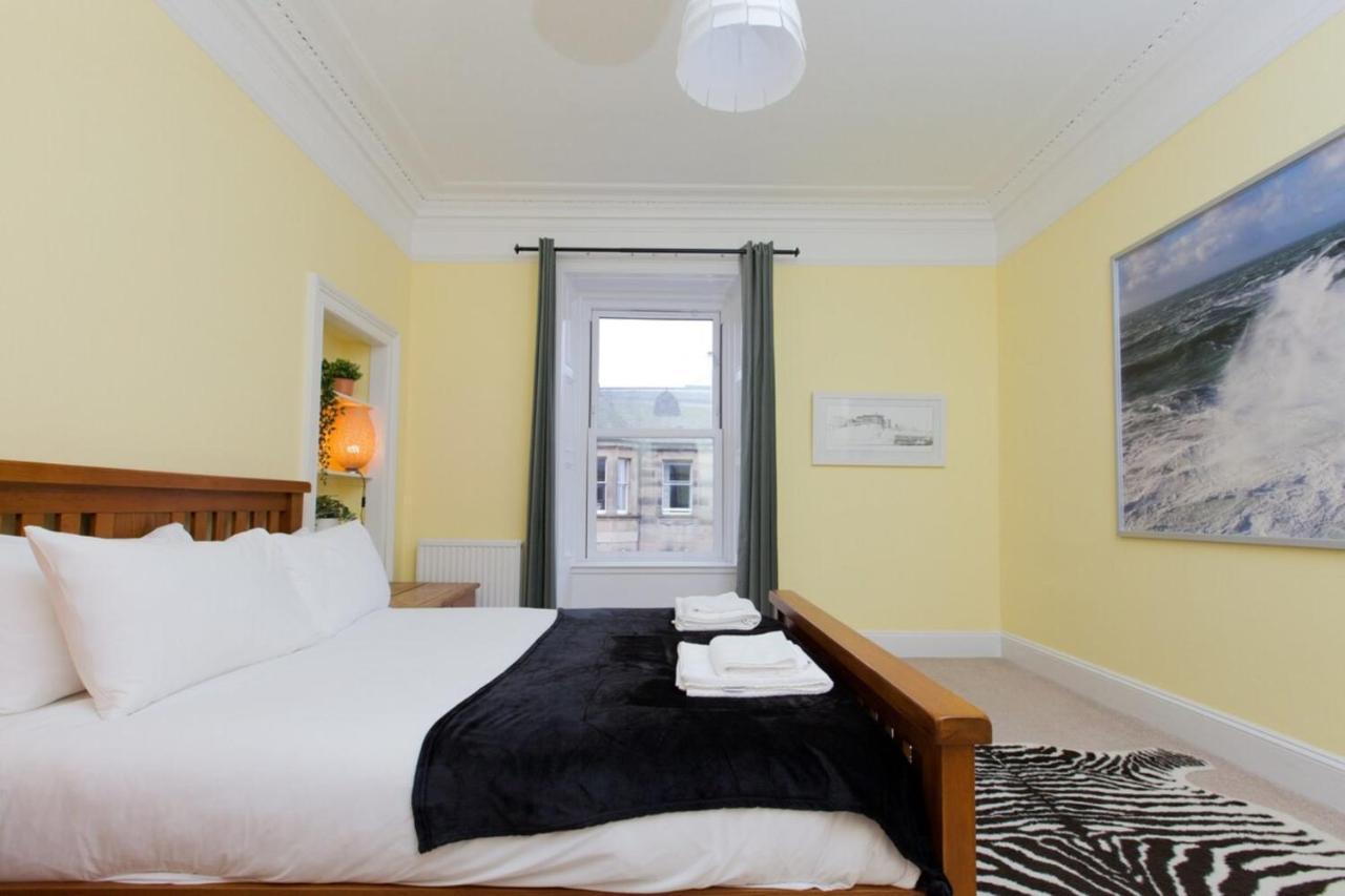 Elegant Traditional Edinburgh City Centre Flat ภายนอก รูปภาพ