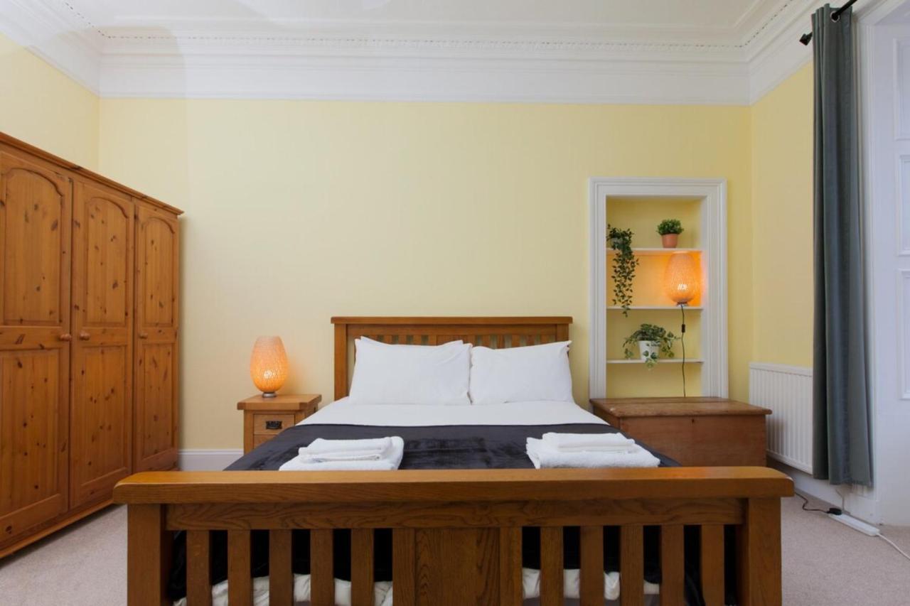 Elegant Traditional Edinburgh City Centre Flat ภายนอก รูปภาพ