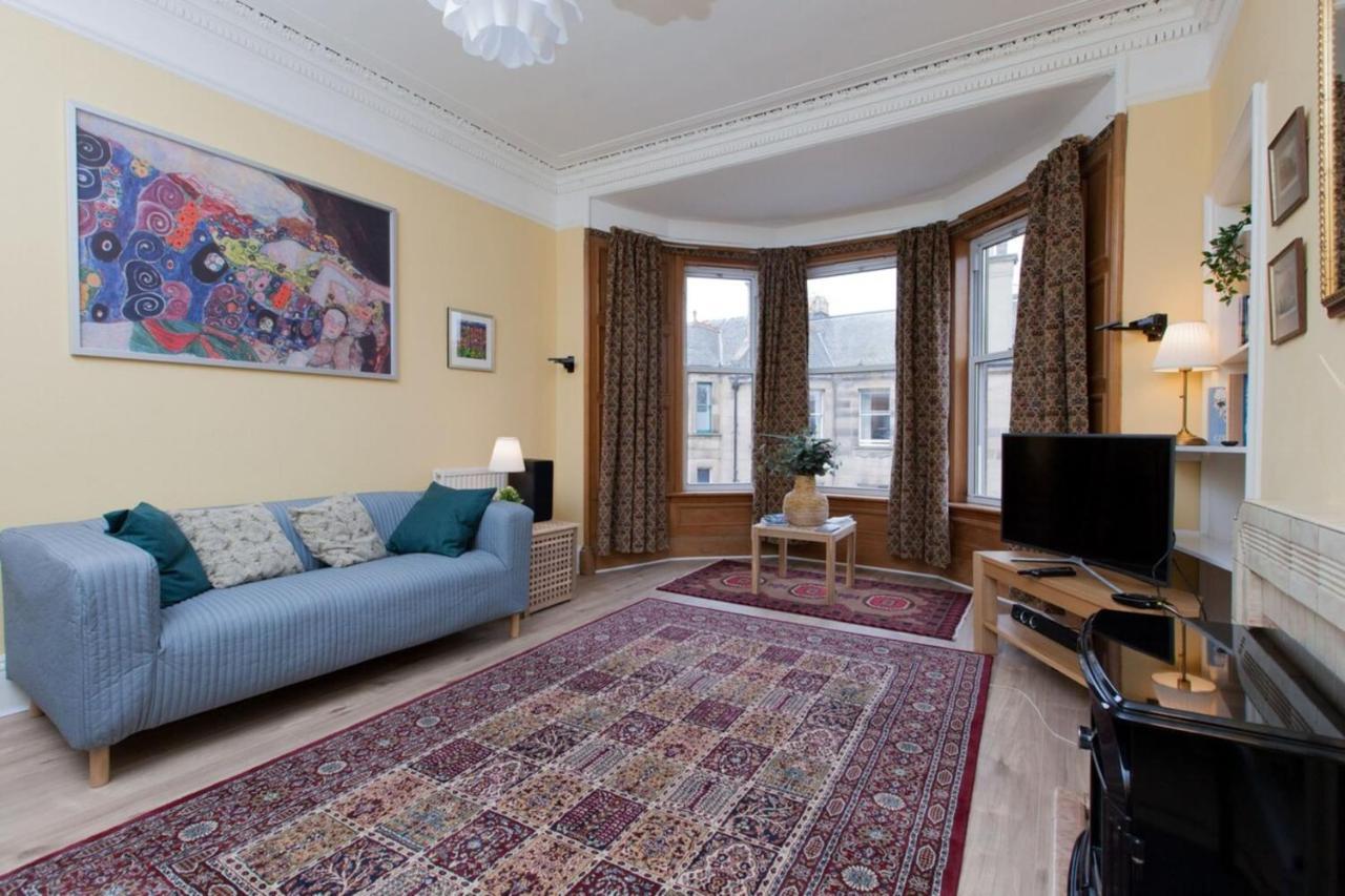 Elegant Traditional Edinburgh City Centre Flat ภายนอก รูปภาพ