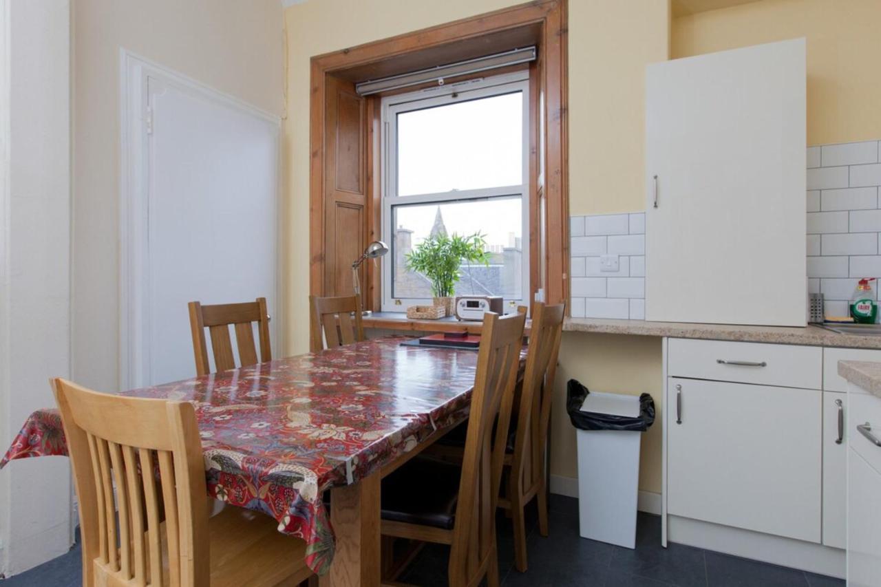 Elegant Traditional Edinburgh City Centre Flat ภายนอก รูปภาพ
