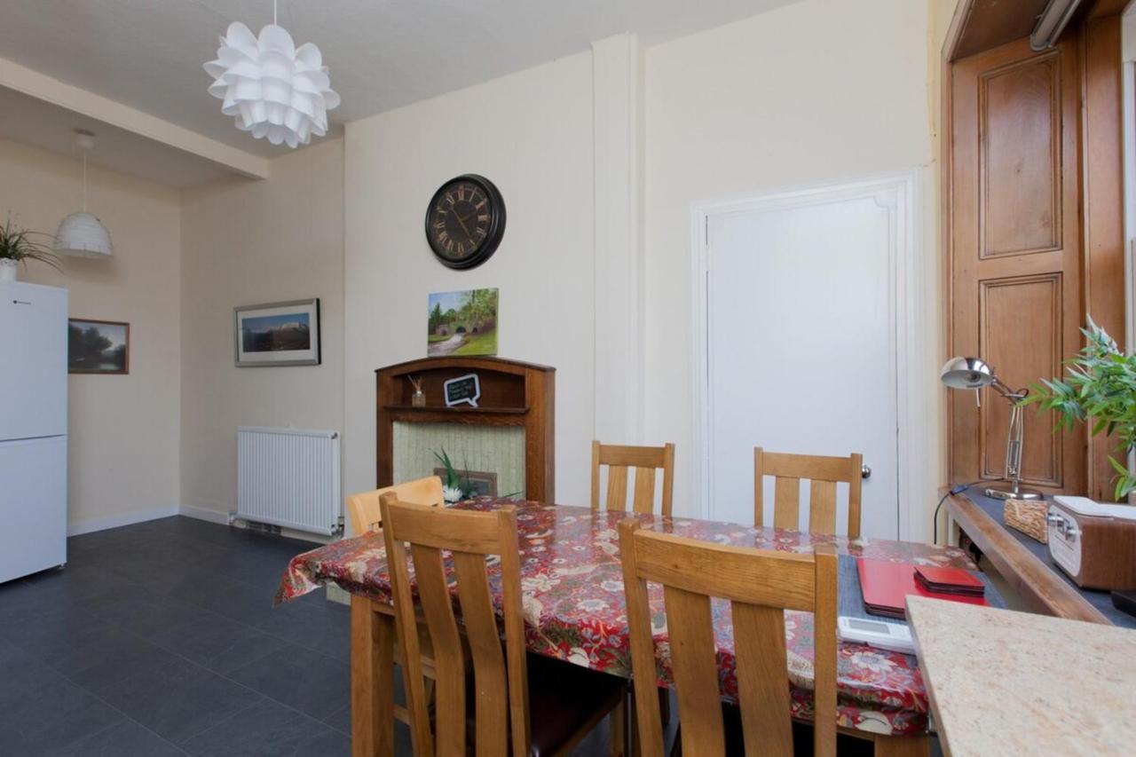 Elegant Traditional Edinburgh City Centre Flat ภายนอก รูปภาพ